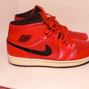 Jordan 1 Retros size 12
